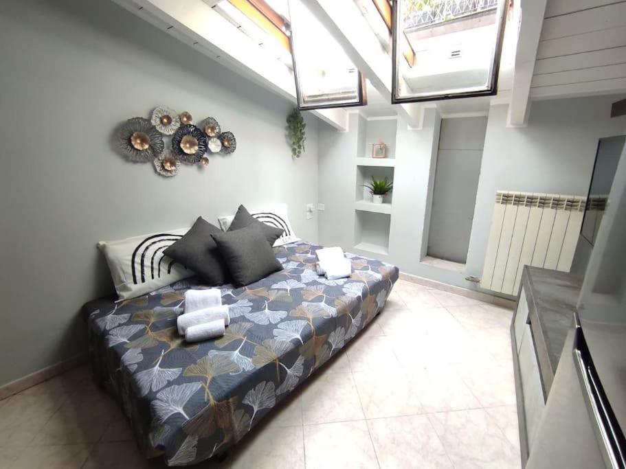 Free Parking Tiny House Wifi Netflix 15 Minuti Dal Duomo Lägenhet Milano Exteriör bild