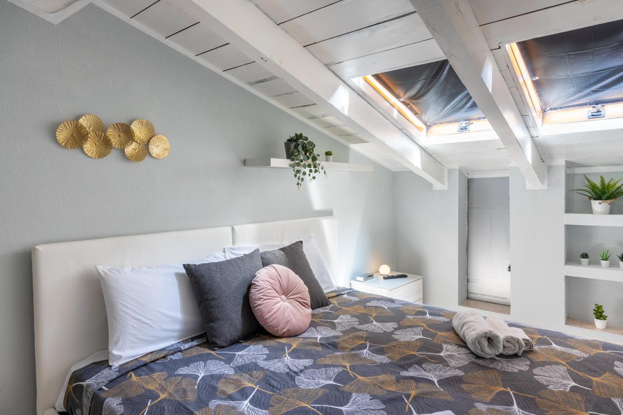 Free Parking Tiny House Wifi Netflix 15 Minuti Dal Duomo Lägenhet Milano Exteriör bild